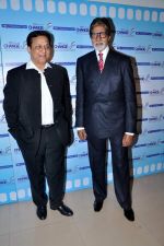 Amitabh Bachchan at Yes Bank Awards event in Mumbai on 1st Oct 2013 (90).jpg